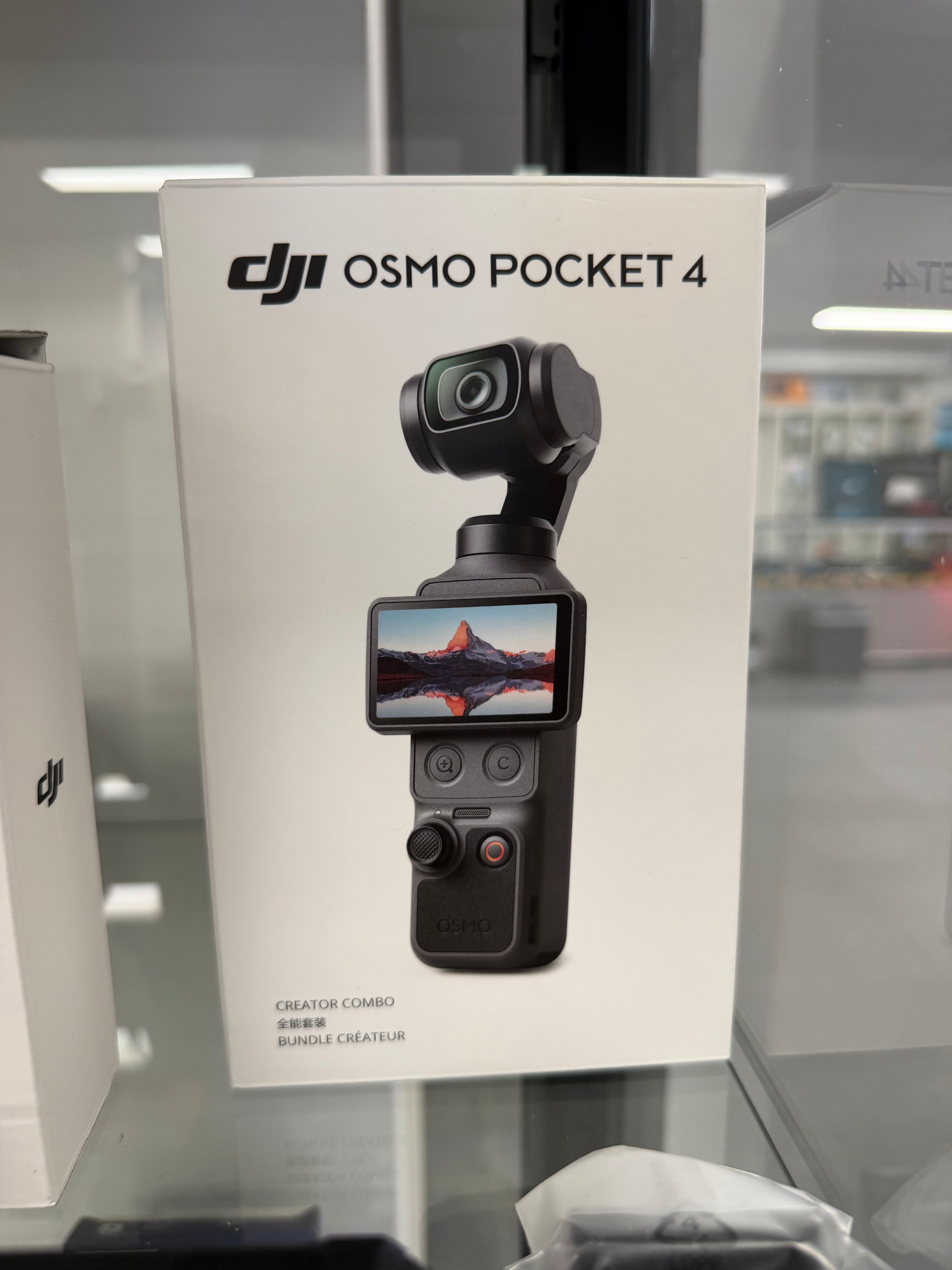 DJI Osmo Pocket 4