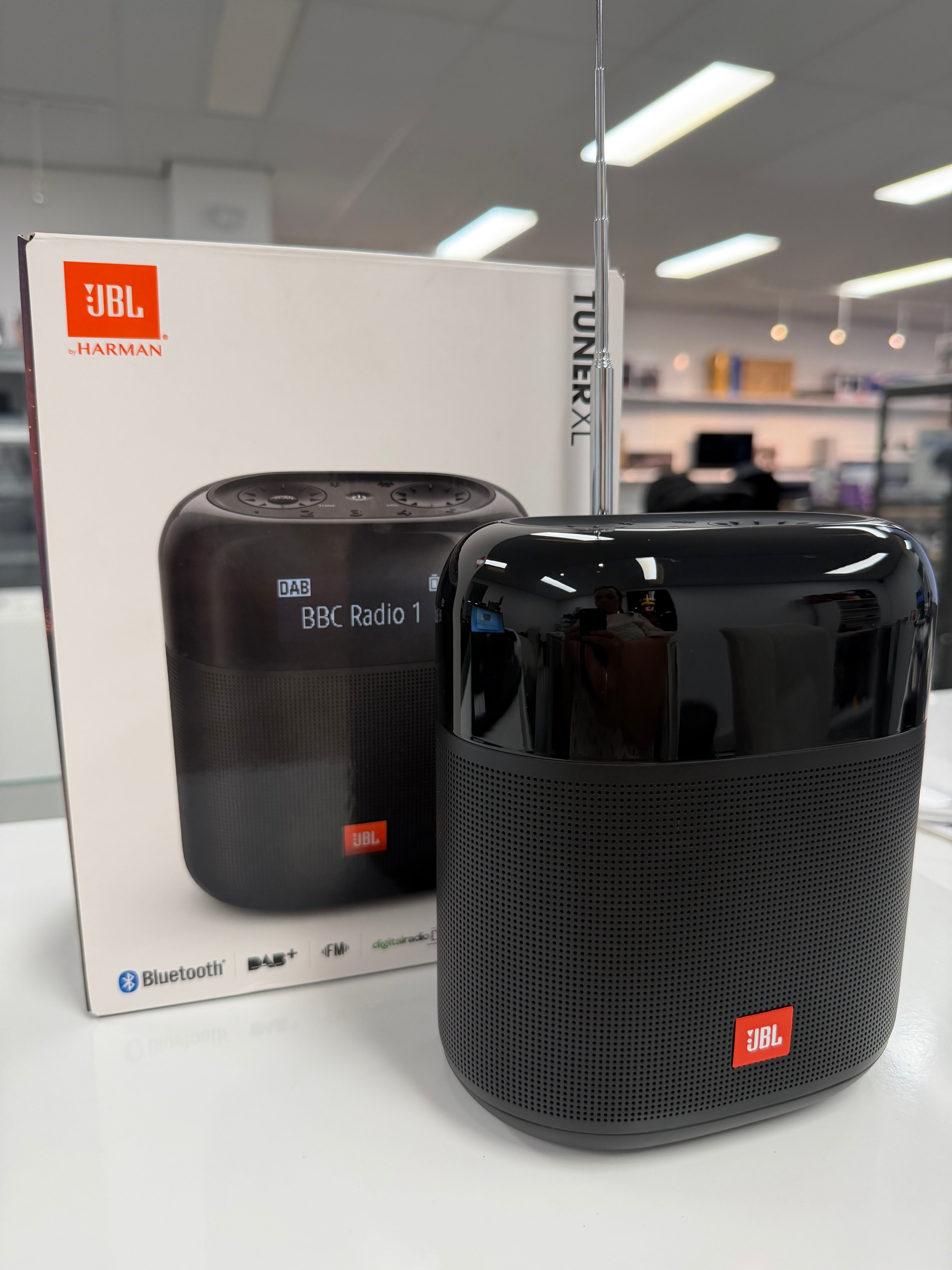 JBL tuner XL